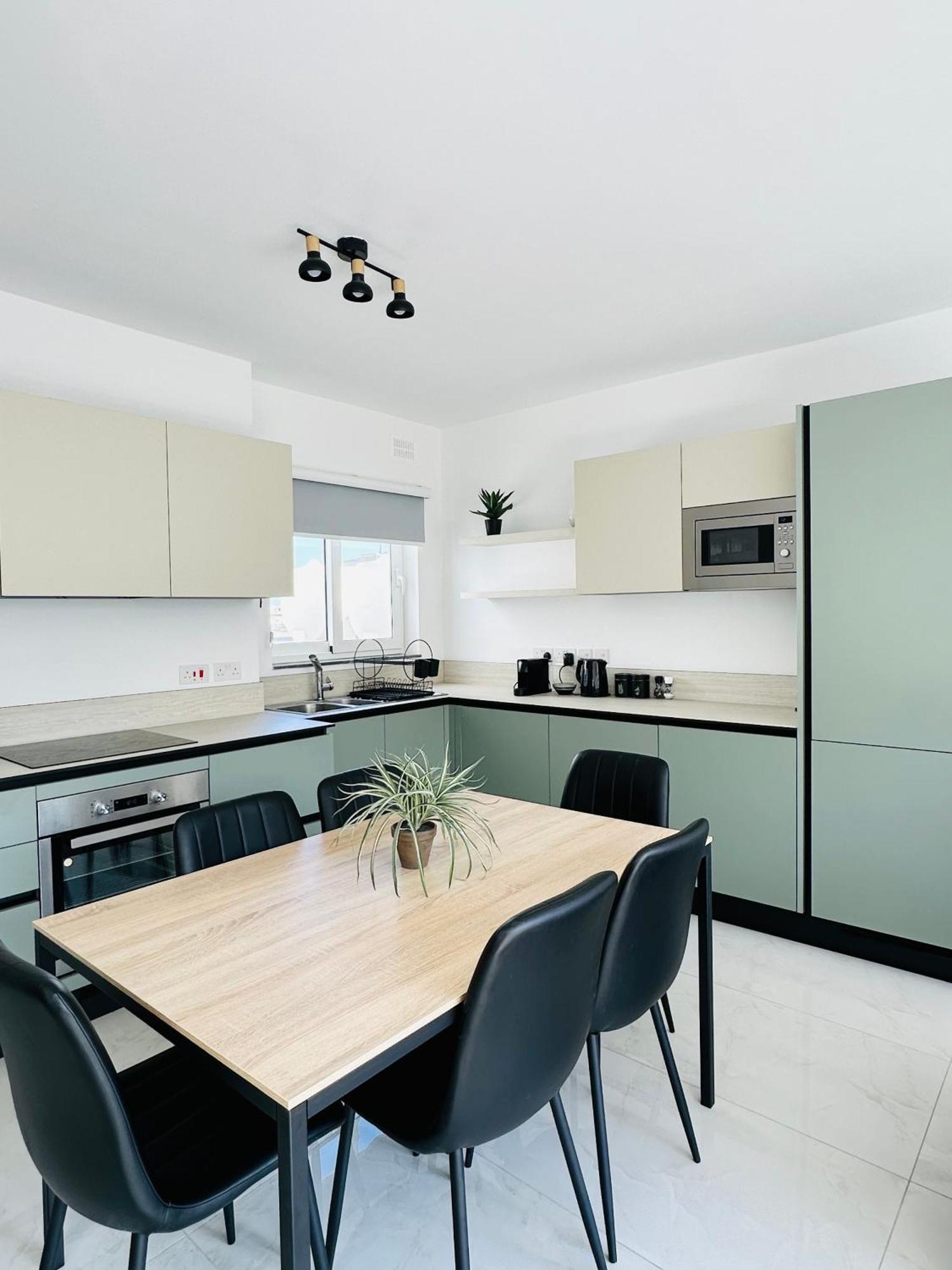 2 Bedroom Penthouse Apartment