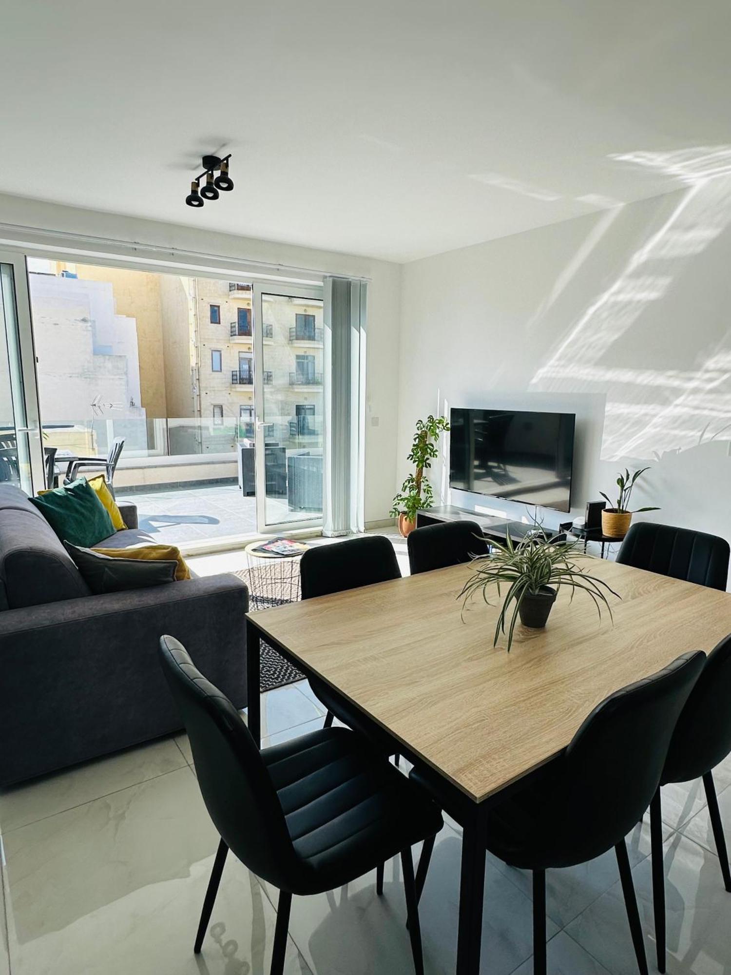 2 Bedroom Penthouse Sliema